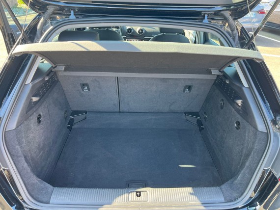 AUDI A3 SPORTBACK Audi A3-005.jpg